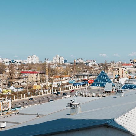 Апартаменты С Двумя Спальнями В Центре Города Odesa Exterior photo